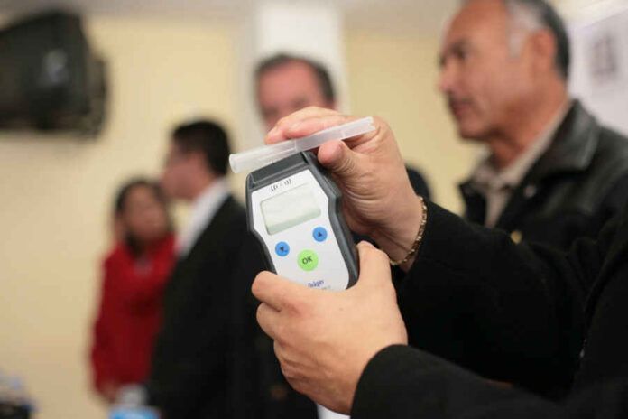 Utilizarán alcoholímetro con tecnología más moderna. Utilizarán alcoholímetro con tecnología más moderna.