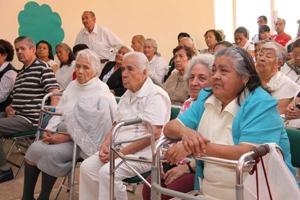 entrega-lentes-gobierno-zacatecas-1-01e