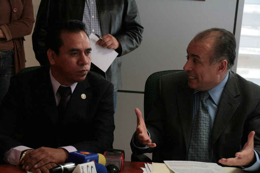 Arturo Nahle pidió apoyo para destrabar iniciativas del Ejecutivo estatal.