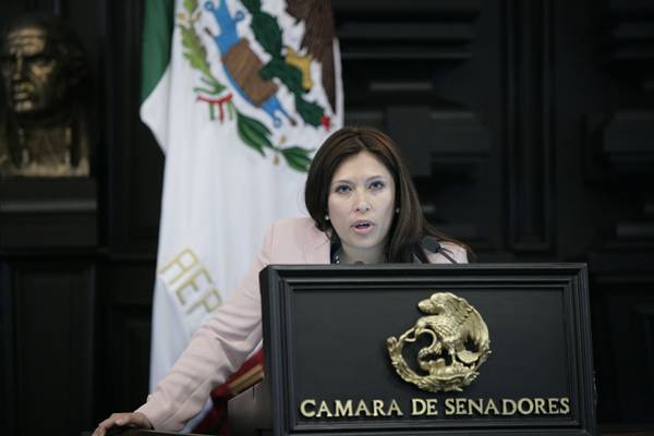 La senadora por Zacatecas Claudia Corichi García. La senadora por Zacatecas Claudia Corichi García.