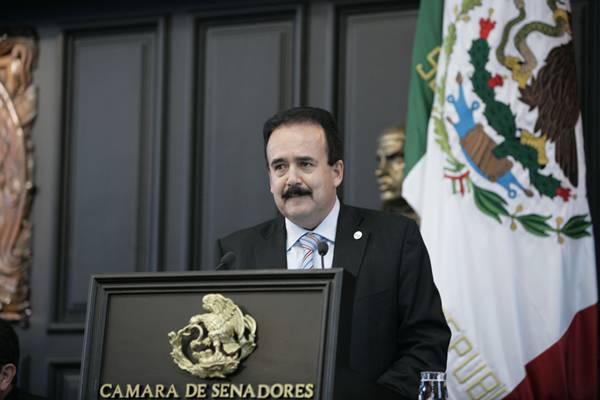 El senador por Zacatecas Antonio Mejía Haro. El senador por Zacatecas Antonio Mejía Haro.