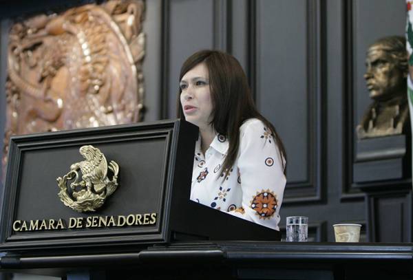 La senadora perredista Caludia Corichi García. La senadora perredista Caludia Corichi García.
