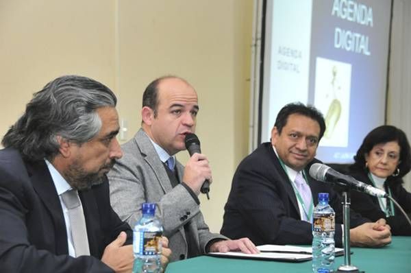 Arnoldo Rodríguez Reyes inauguró la Reunión Regional del Comité de Informática de la Administración Pública Estatal y Municipal (CIAPEM). Arnoldo Rodríguez Reyes inauguró la Reunión Regional del Comité de Informática de la Administración Pública Estatal y Municipal (CIAPEM).