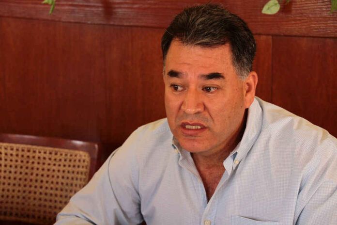 Arturo Ramírez Bucio indicó que en lugar de pactar con el narcotráfico para contener la ola de violencia en el país, se debe buscar una mejor estrategia para hacerle frente. Arturo Ramírez Bucio indicó que en lugar de pactar con el narcotráfico para contener la ola de violencia en el país, se debe buscar una mejor estrategia para hacerle frente.