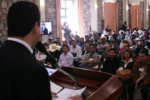 Inauguró taller de capacitación de funcionarios