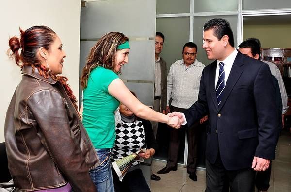 Las mujeres se emocionaron al verlo