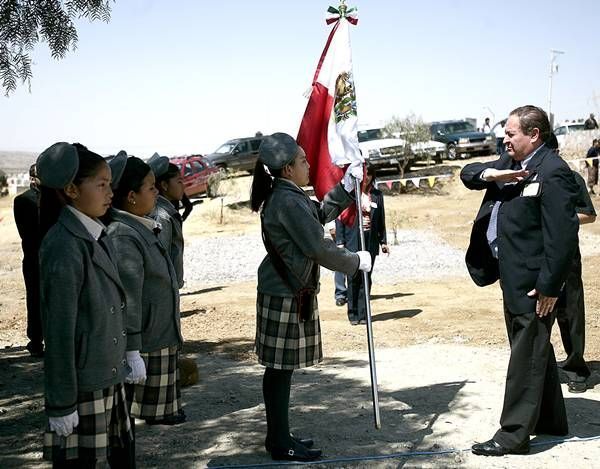 Se entregó la bandera a la escolta que se hará cargo de ella durante este ciclo