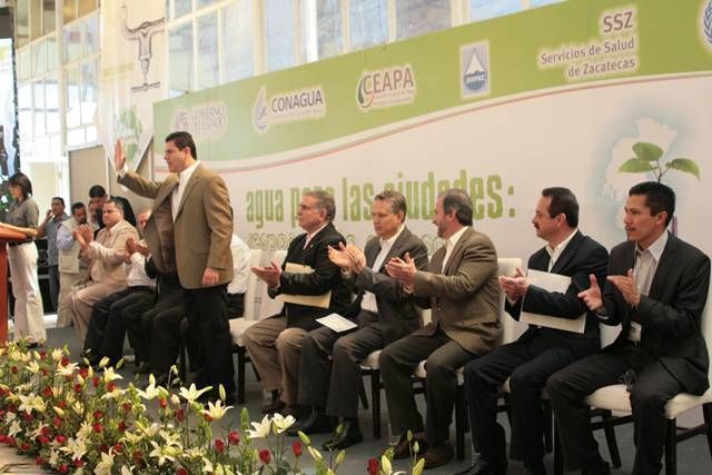 El Gobernador saludó a los asistentes