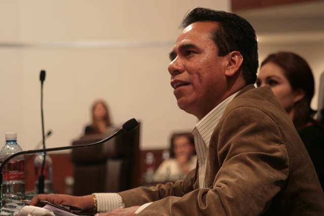 El perredista Juan Mendoza Maldonado cuestionó la aprobación de la Ley de Transparencia.