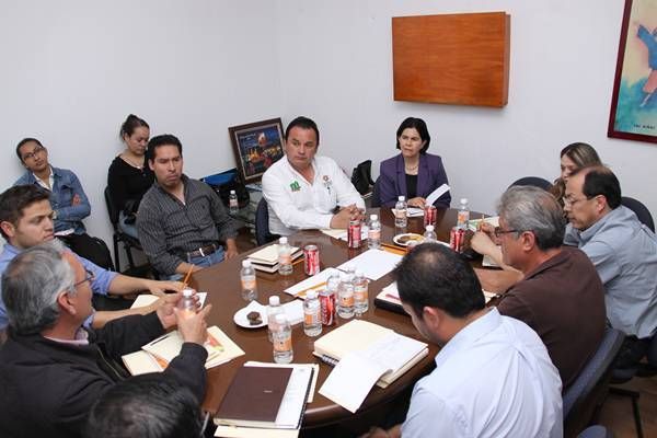 Se reunieron funcionarios de varias dependencias de gobierno Se reunieron funcionarios de varias dependencias de gobierno