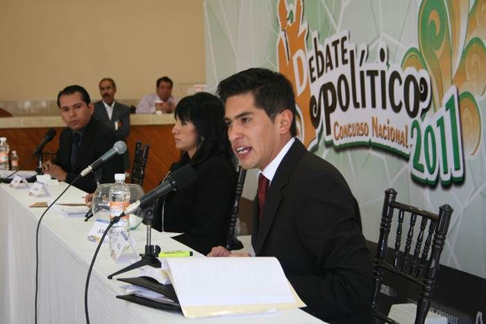 debate-politico-juvenil-1