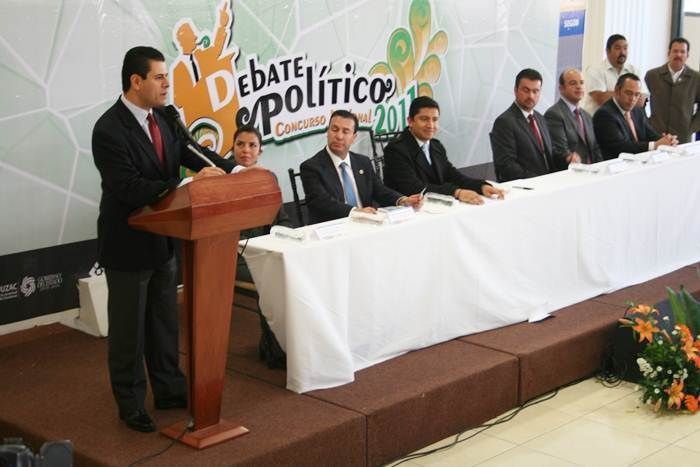 debate-politico-juvenil-10