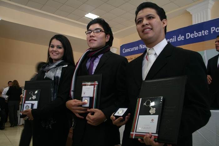debate-politico-juvenil-7