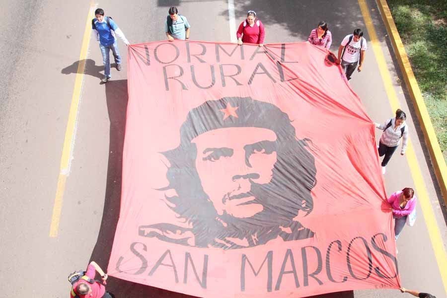 marcha-protesta-estudiantes-zacatecas12