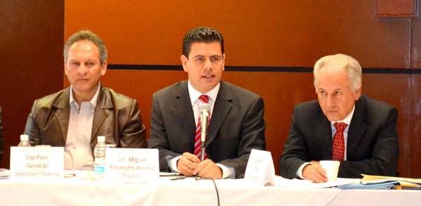 miguel-alonso-congreso-union miguel-alonso-congreso-union
