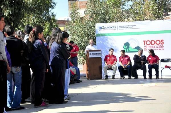 plantan-arboles-escuelas-1 plantan-arboles-escuelas-1