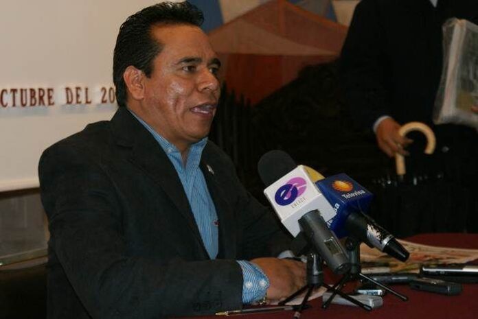 juan-mendoza-1 juan-mendoza-1
