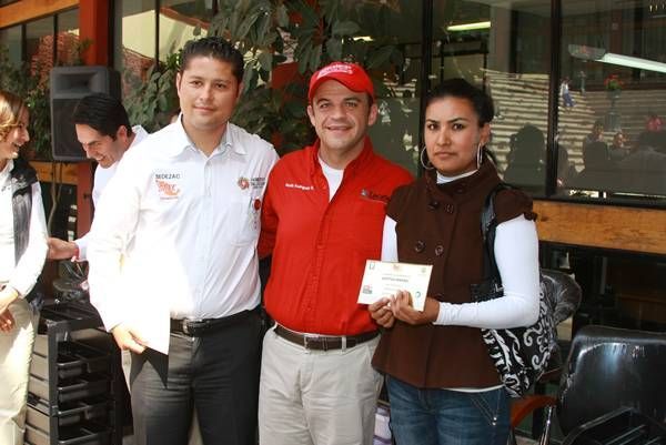 equipo-salones2