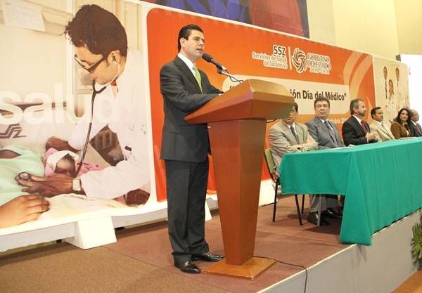 miguel-alonso-medicos-4