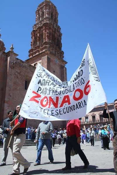 marcha-maestros-telesecundaria-9