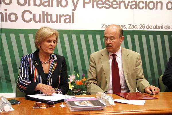 sara-topelson-rafael-sescosse