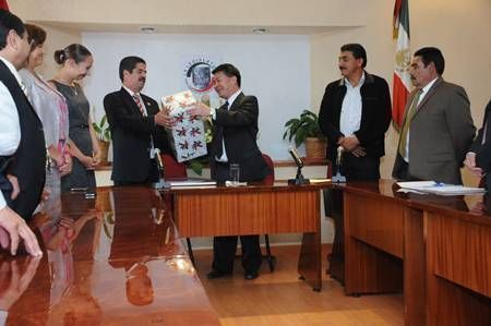 embajador-vietnam-congreso-1