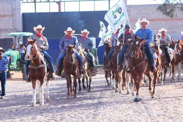 marcha-campesinos-sequia-zacatecas marcha-campesinos-sequia-zacatecas