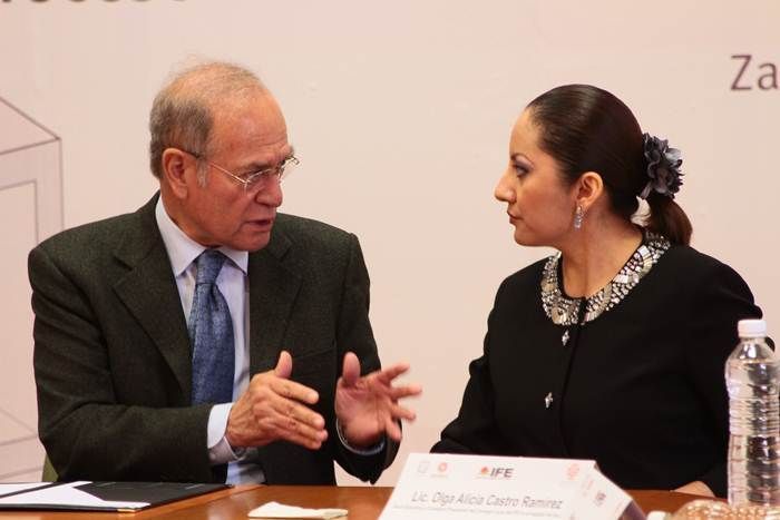 firma-convenio-ife-gob-1