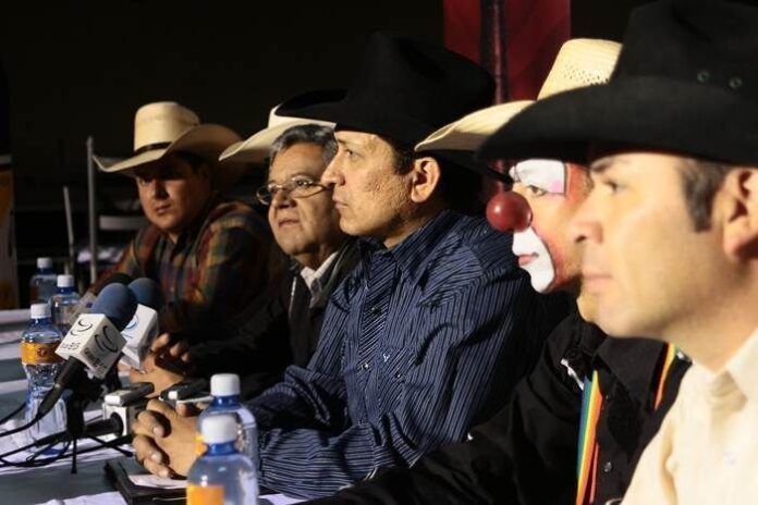 conferencia-rodeo-1 conferencia-rodeo-1