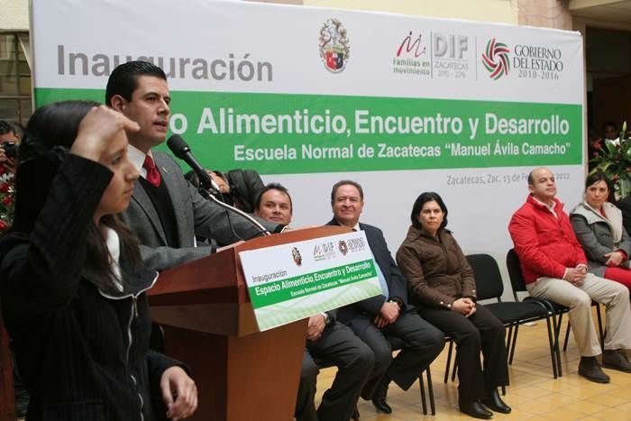 inauguracion-espacio-alomentacion-escuela-normal-6