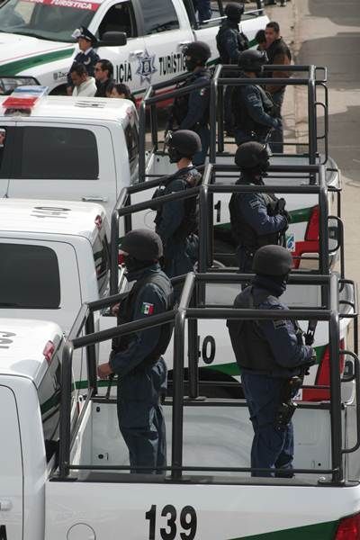 entrega-equipamiento-policias-5