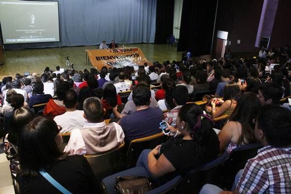 paco-ignacio-taibo-derecho-2