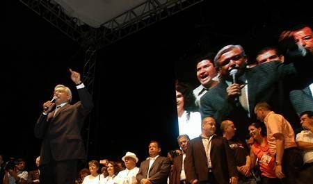amlo-festejo-1 amlo-festejo-1