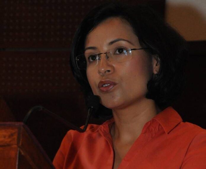maria-luz-dominguez maria-luz-dominguez