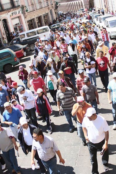 marcha-exbraceros-maestros-mineros1