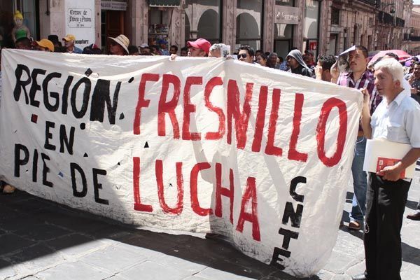 marcha-exbraceros-maestros-mineros2