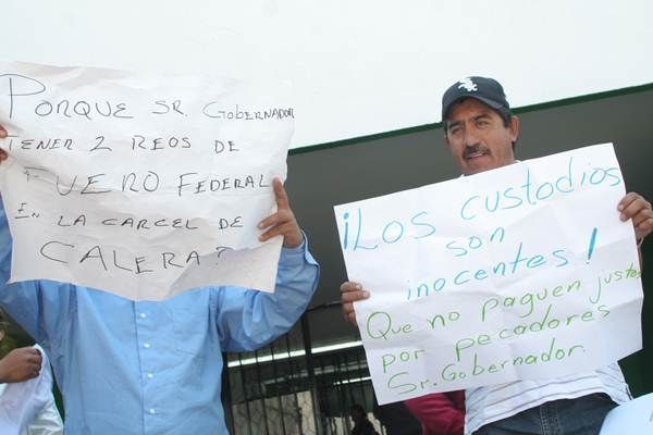 manifestacion-familiares-custodios-calera-1