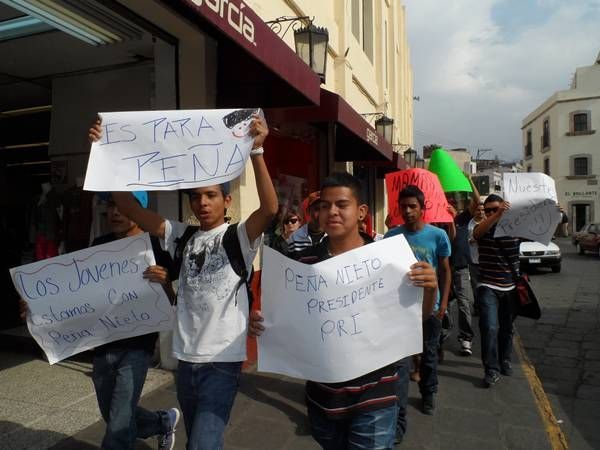 marcha-favor-penanieto-3