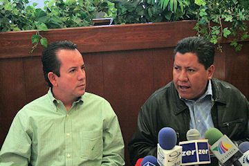 Benjamín Medrano y David Monreal en conferencia de prensa. Benjamín Medrano y David Monreal en conferencia de prensa.