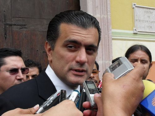 El secretario de Educación. El secretario de Educación.
