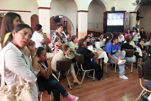 Los familiares responsabilizan al gobierno federal. Los familiares responsabilizan al gobierno federal.