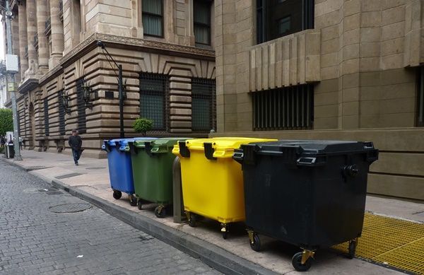 contenedores-basura-lugares-con-espacio