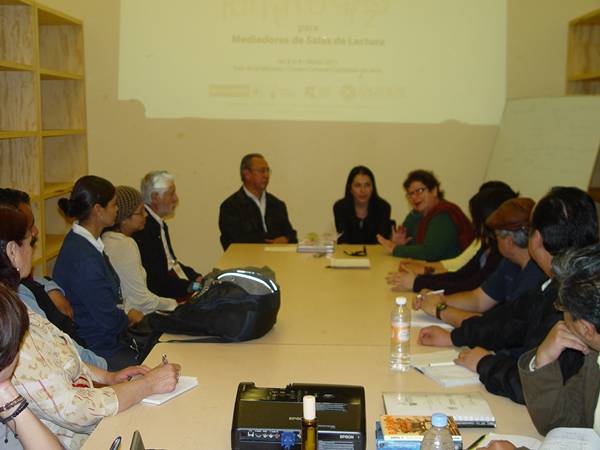 Participan moderardores de salas de lecutra