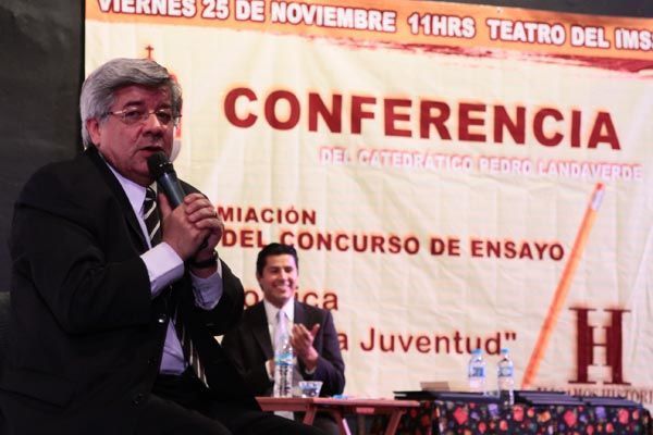 conferencia-pedro-landaverde7 conferencia-pedro-landaverde7