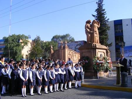 homenaje-lopez-velarde-3
