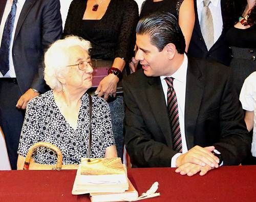 gobernador-homenaje2
