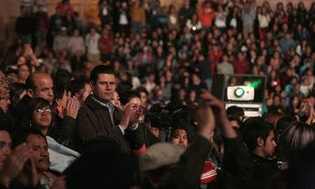 gobernador-alcalde-concierto-zoe-fobia-1