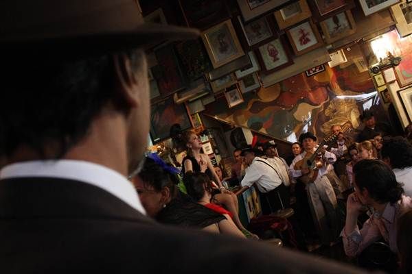 obra-teatro-cantina1