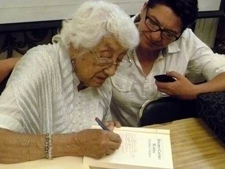 dolores-castro-3