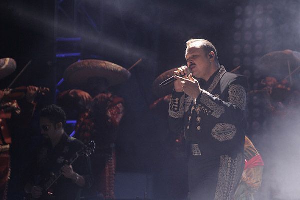pepe-aguilar-zacatecas-11